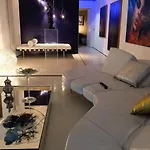 Vip Garten Whirlpool Mit Meerblick Im Herzen Der Stadt By Interhome 라스페치아