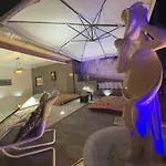 Vip Garten Whirlpool Mit Meerblick Im Herzen Der Stadt By Interhome 펜션