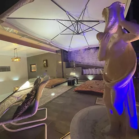 Vip Garten Whirlpool Mit Meerblick Im Herzen Der Stadt By Interhome Vakantiehuis